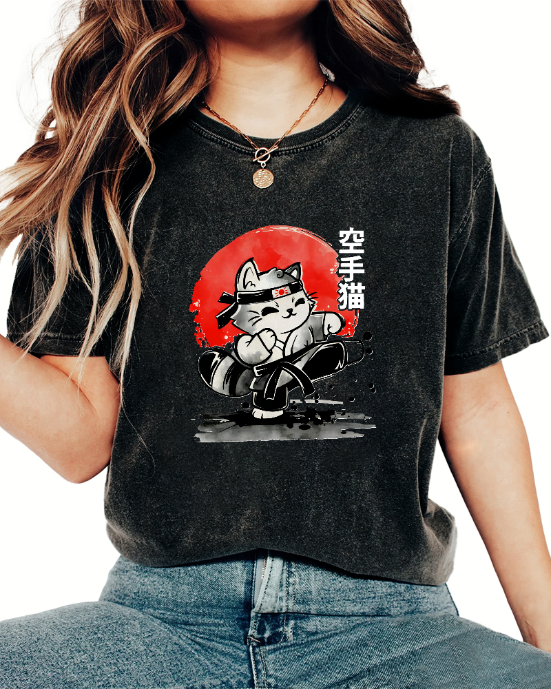 Karate Cat Japanese Style Vintage Distressed T-shirt-Zazasy