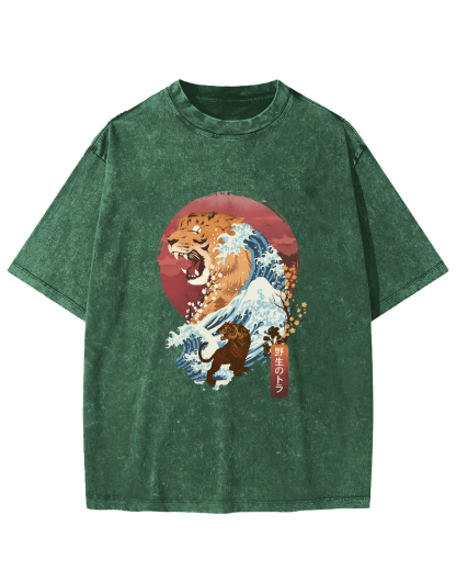 Tiger in Japanese Waves Vintage Distressed T-shirt-Zazasy