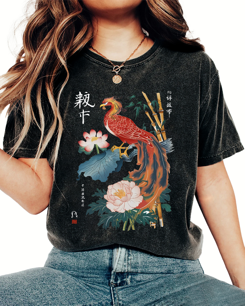 Proud Peacock Japanese Style Vintage Distressed T-shirt-Zazasy