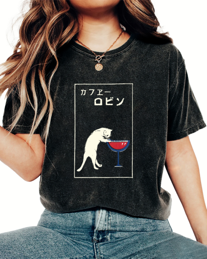 Japanese Script Red wine cat Vintage Distressed T-shirt-Zazasy