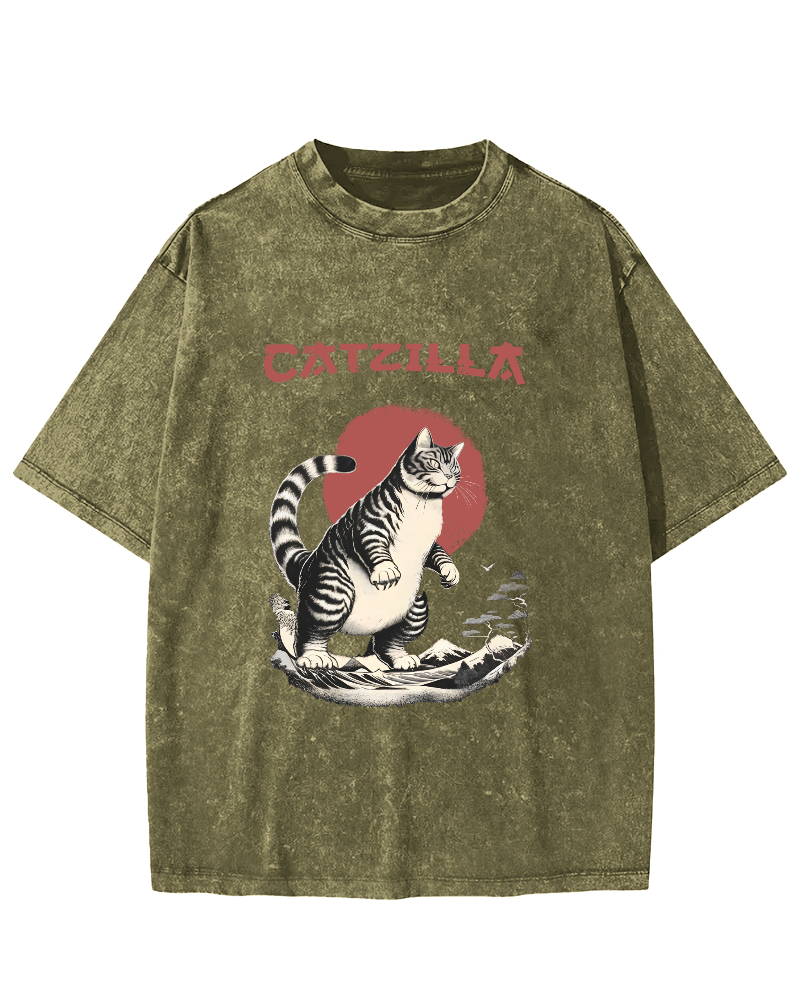 Japanese Cute Cat Vintage Distressed T-shirt-Zazasy
