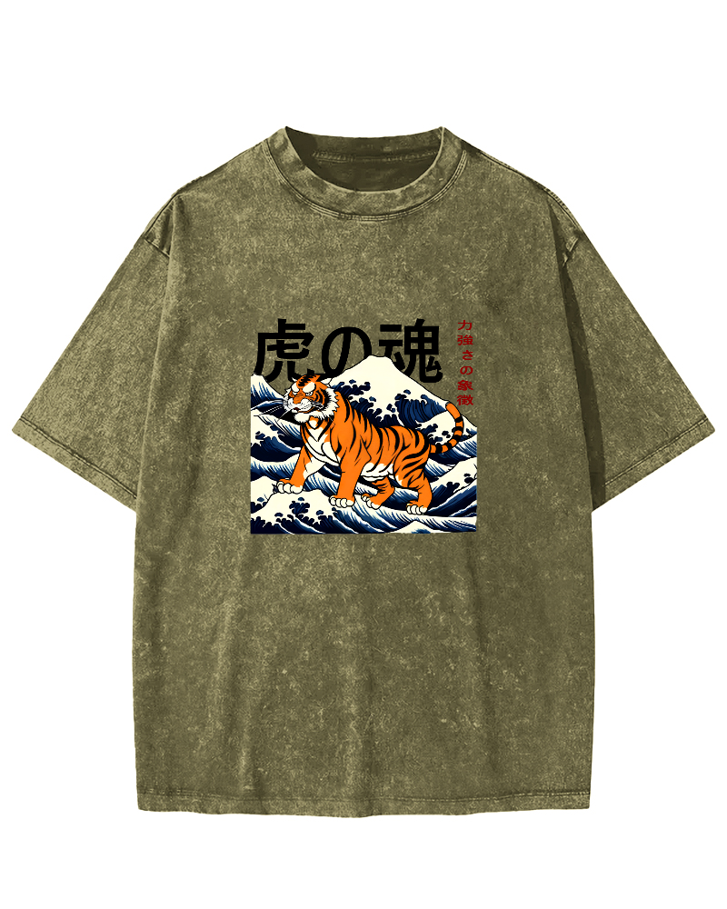 Japanese Tiger Soul Pattern Vintage Distressed T-shirt-Zazasy