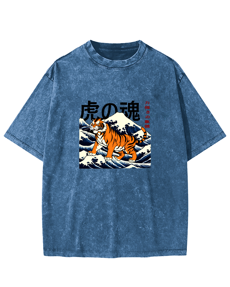 Japanese Tiger Soul Pattern Vintage Distressed T-shirt-Zazasy