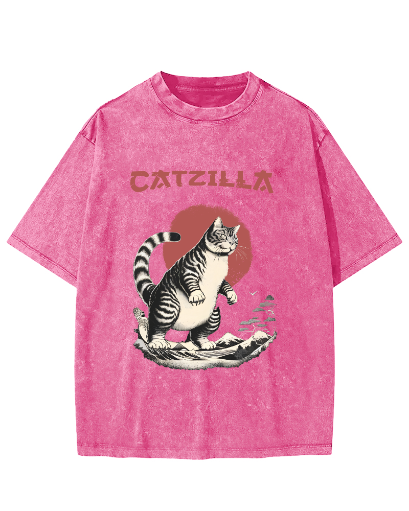 Japanese Cute Cat Vintage Distressed T-shirt-Zazasy