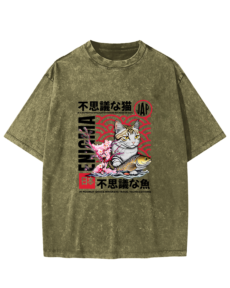Japanese Cat Pattern Vintage Distressed T-shirt-Zazasy