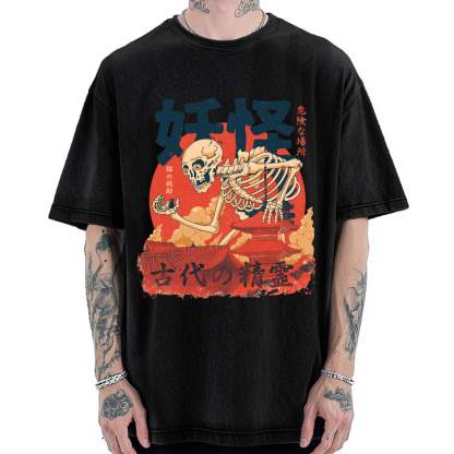 Yokai Monster saves cat, ancient elves Vintage Washed T-shirt