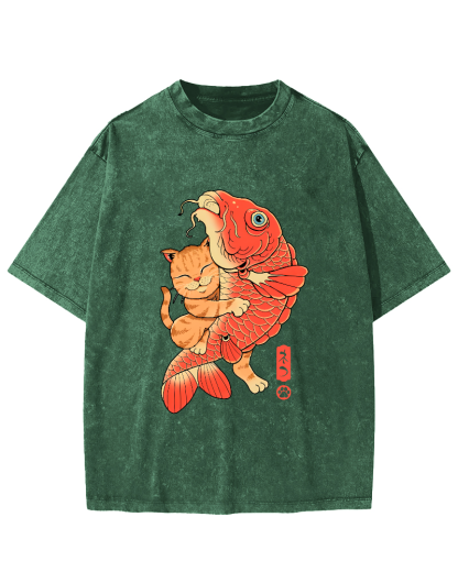 Japanese Style Cat Holding Koi Fish Vintage Distressed T-shirt-Zazasy