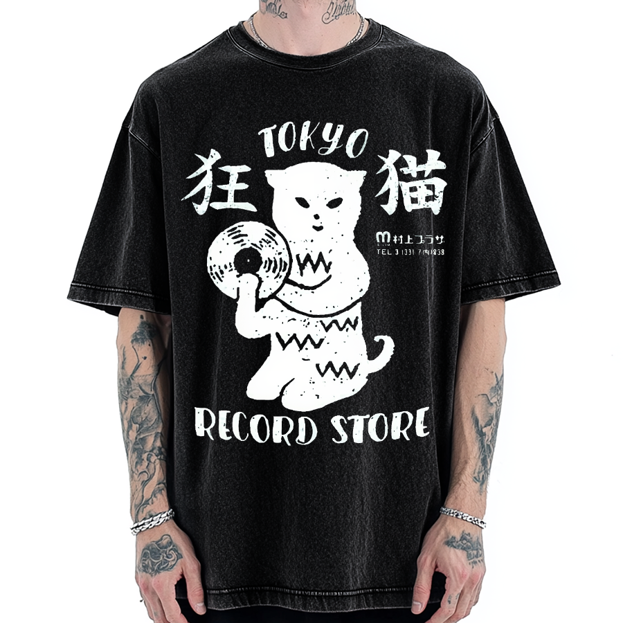 Crazy Cat Japanese style Poster Vintage Washed T-shirt