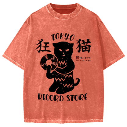Crazy Cat Japanese style Poster Vintage Washed T-shirt