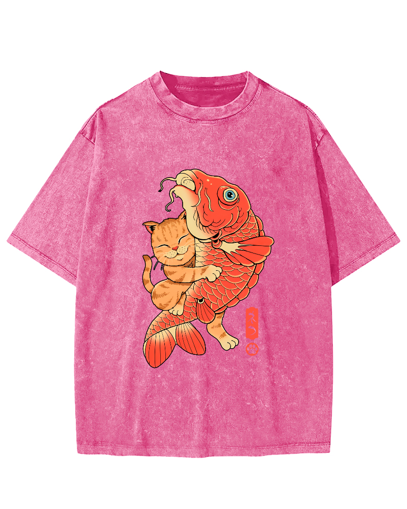 Japanese Style Cat Holding Koi Fish Vintage Distressed T-shirt-Zazasy