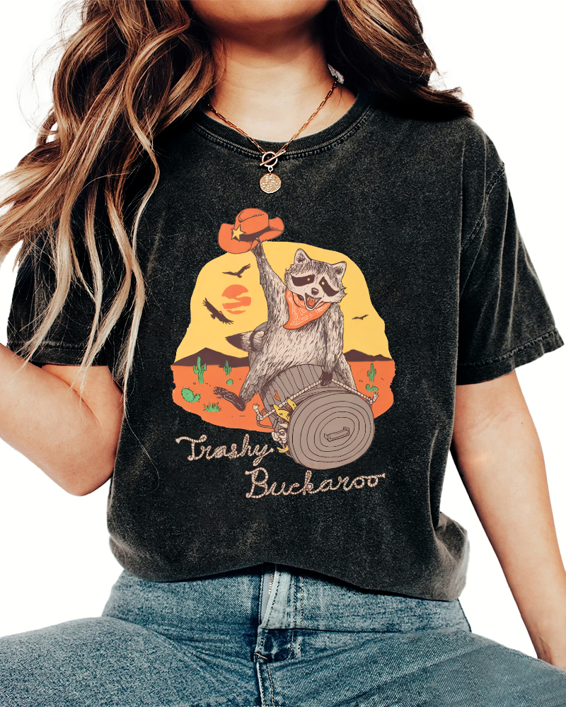 Raccoons Celebrating Halloween Vintage Distressed T-shirt-Zazasy