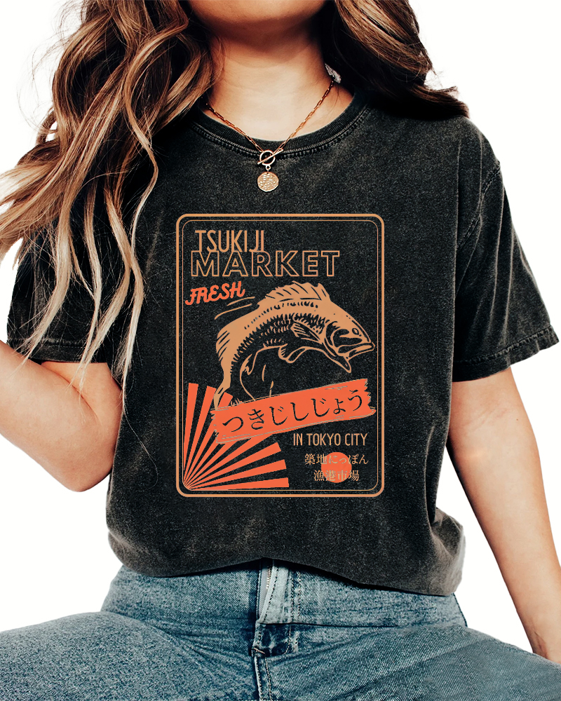 Tsukiji Seafood Market in Japan Vintage Washed T-shirt-Zazasy