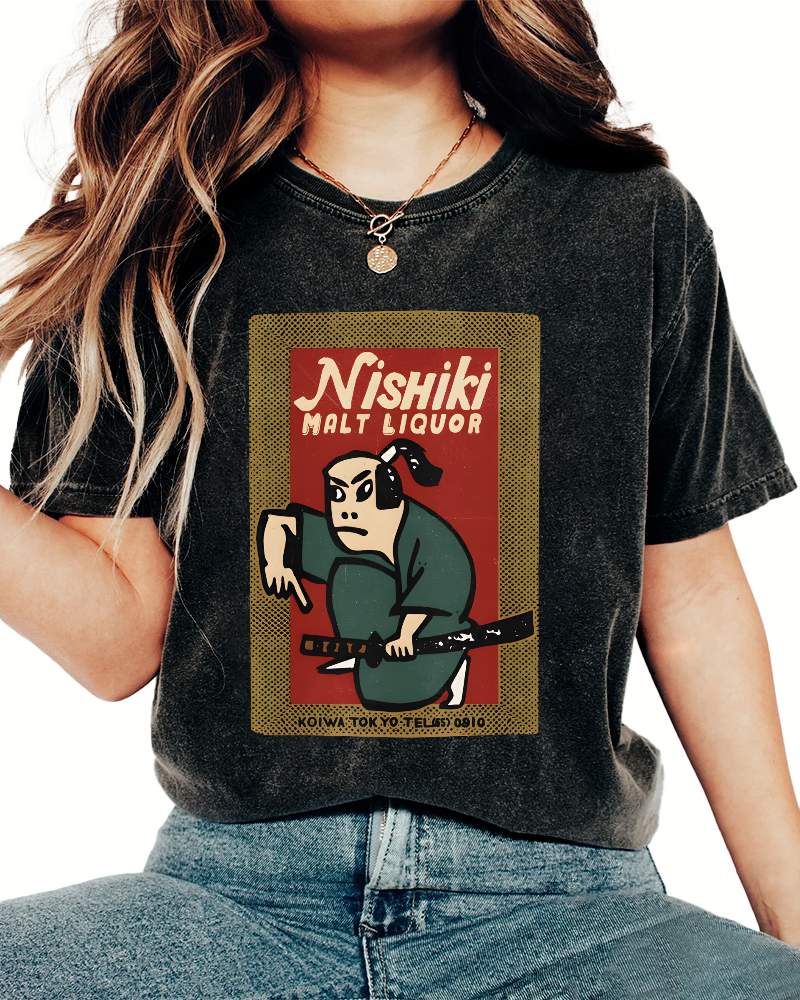Samurai Holding Sword Vintage Washed T-shirt