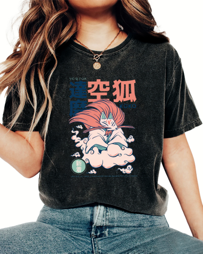 Japanese Abstract And Personalized Fox Pattern Vintage Distressed T-shirt-Zazasy