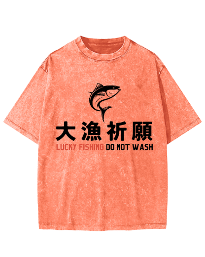 LUCKY  FISHING DO NOT WASH  Japanese Vintage Distressed T-shirt-Zazasy