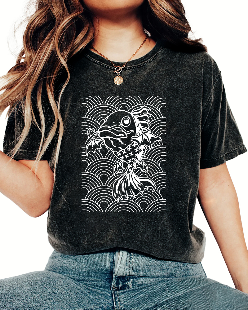 Japanese Carp Pattern Vintage Distressed T-shirt-Zazasy