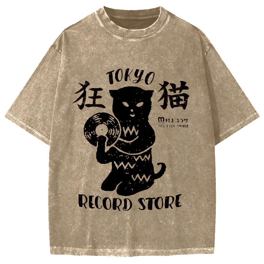 Crazy Cat Japanese style Poster Vintage Washed T-shirt