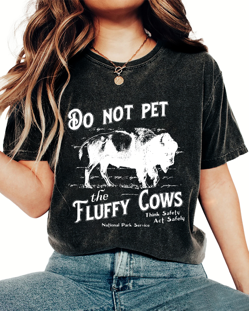Do Not Pet The Fluffy Cows Vintage Distressed T-shirt-Zazasy