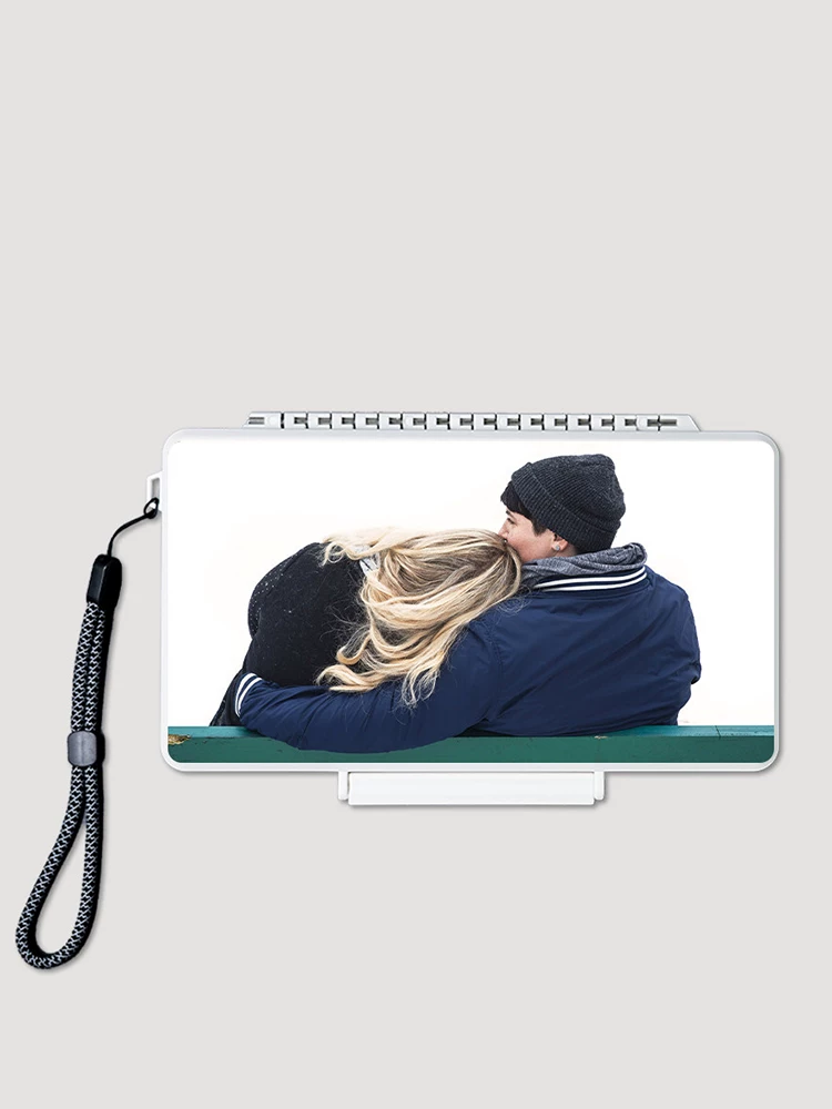 Custom white 5-cigar travel case with a personalized couple photo