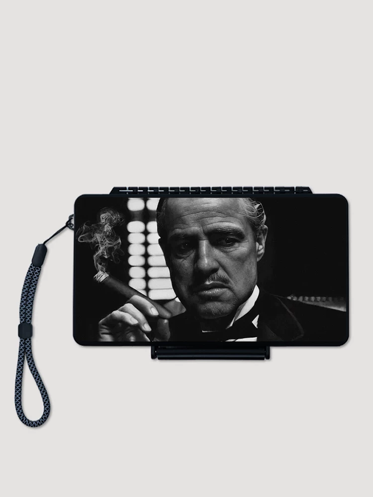 Custom black 5-cigar travel case featuring a monochrome cigar portrait