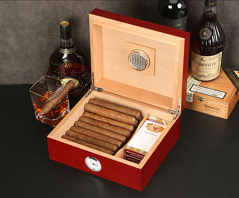 Benjamin Portable Cigar Humidor Set-35 Cigars