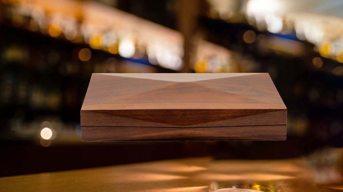 Benjamin Cedar Solid Wood Portable Cigar Humidor-10 Cigars