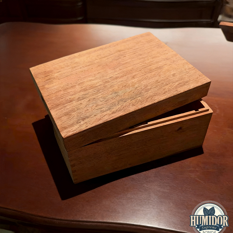 Benjamin Premium Mortise-and-tenon Mahogany Cigar Box with Custom Photo Lid