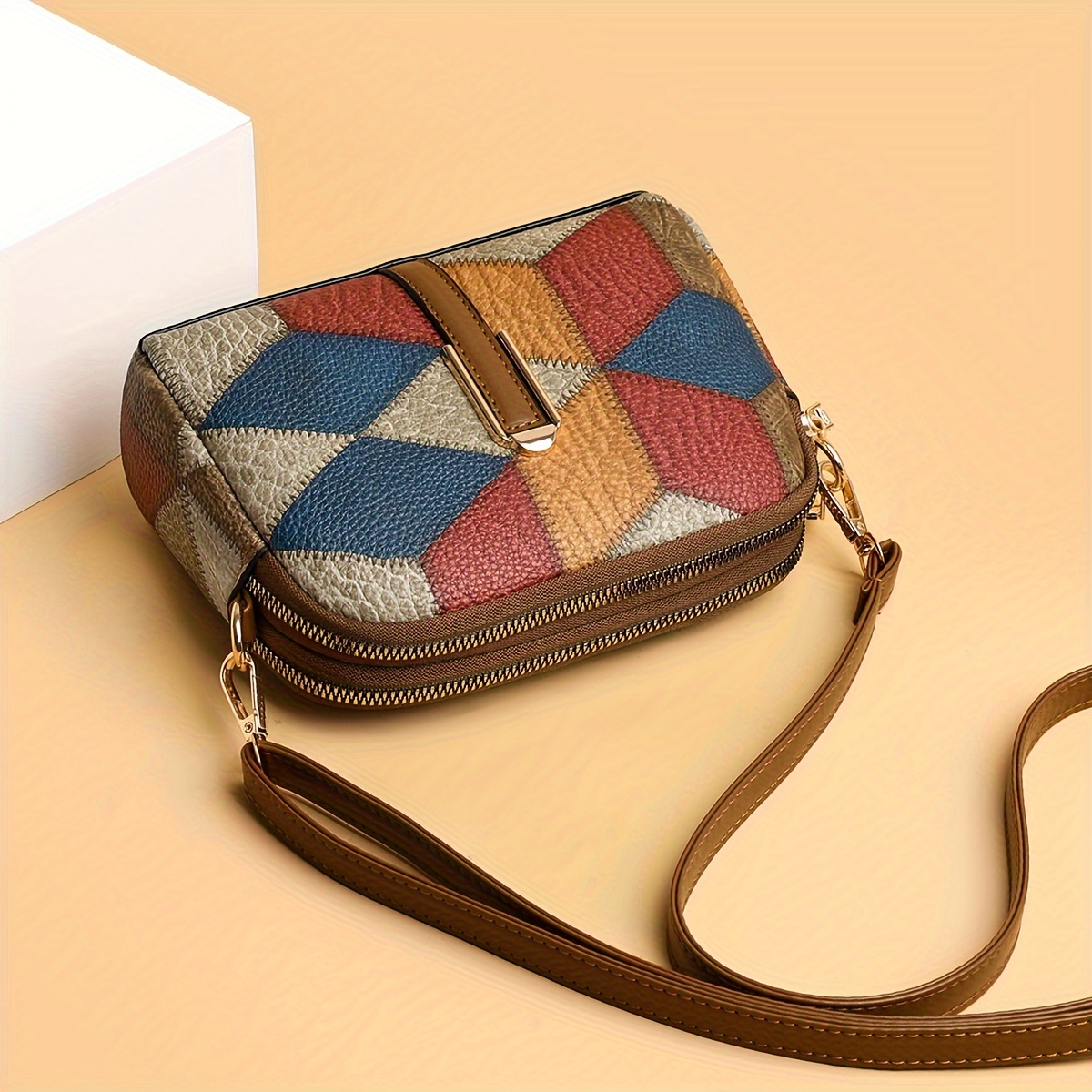 🎁 ¡Descuento del 48% en todos los productos!LujoEspléndido🌟💼Bolso de hombro de moda con patrón de rombos retro, bolso de mano de color bloque mini para mujeres