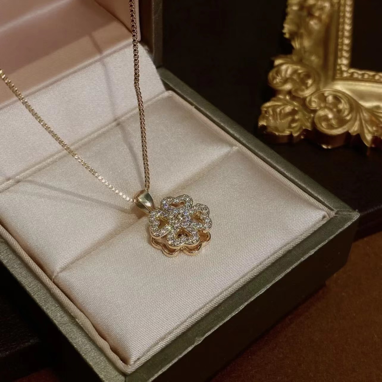 Collar Elegante Danza de la Suerte 💫✨