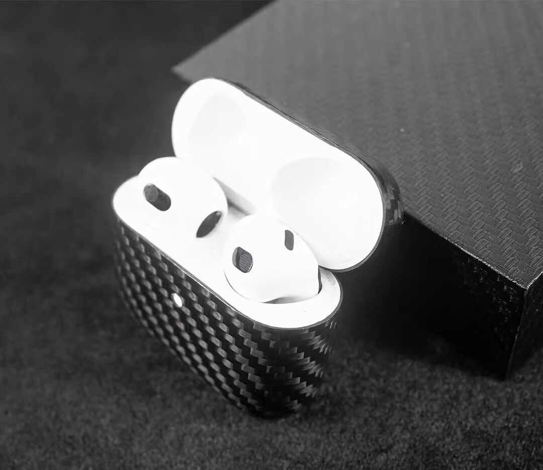 Real Carbon Fiber AirPods Case