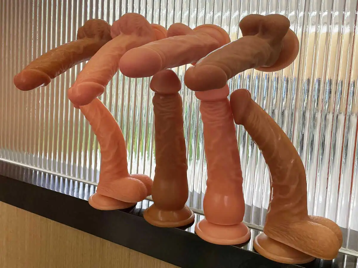 dildo riding