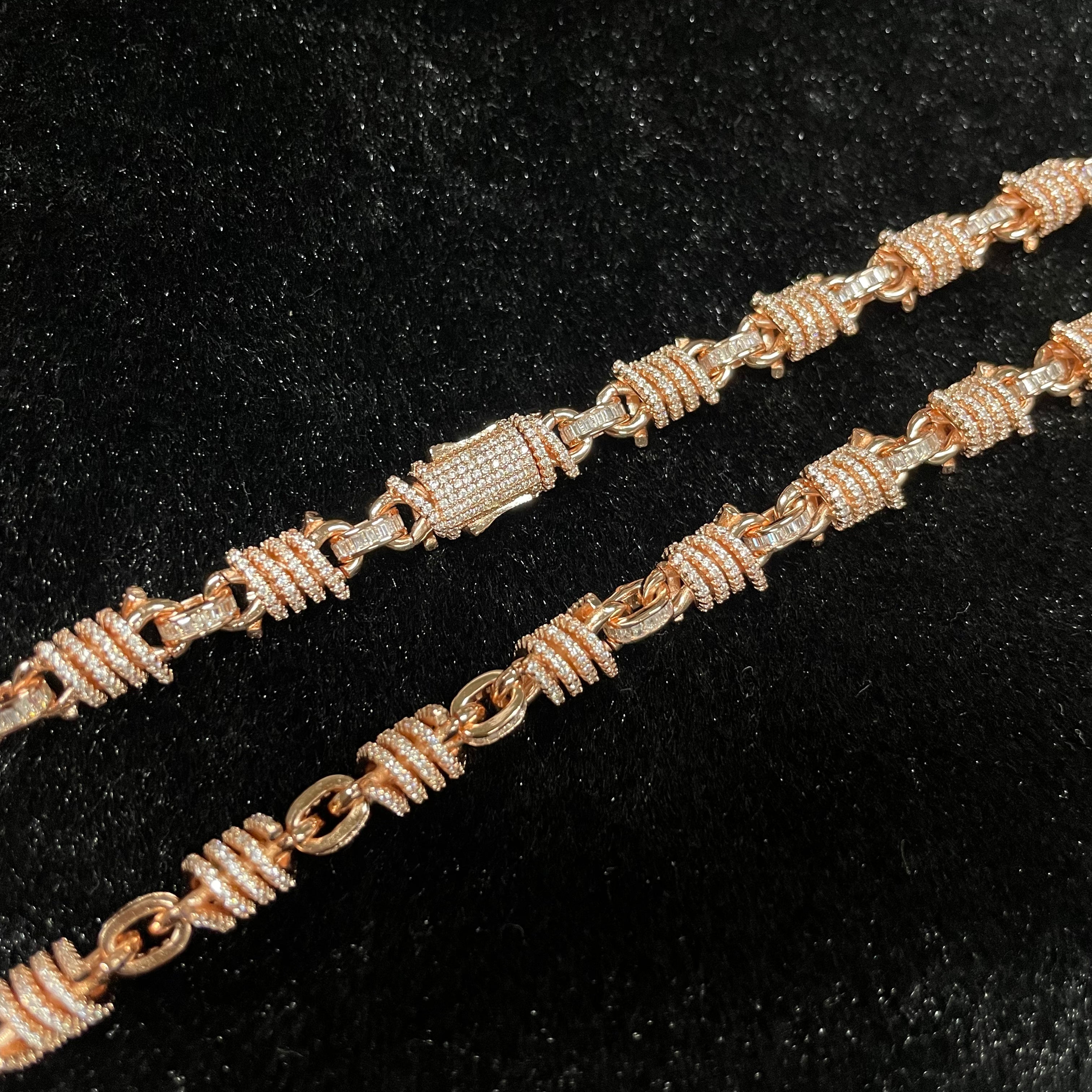 Moissanite Cross Around Oval Design Sense Chain