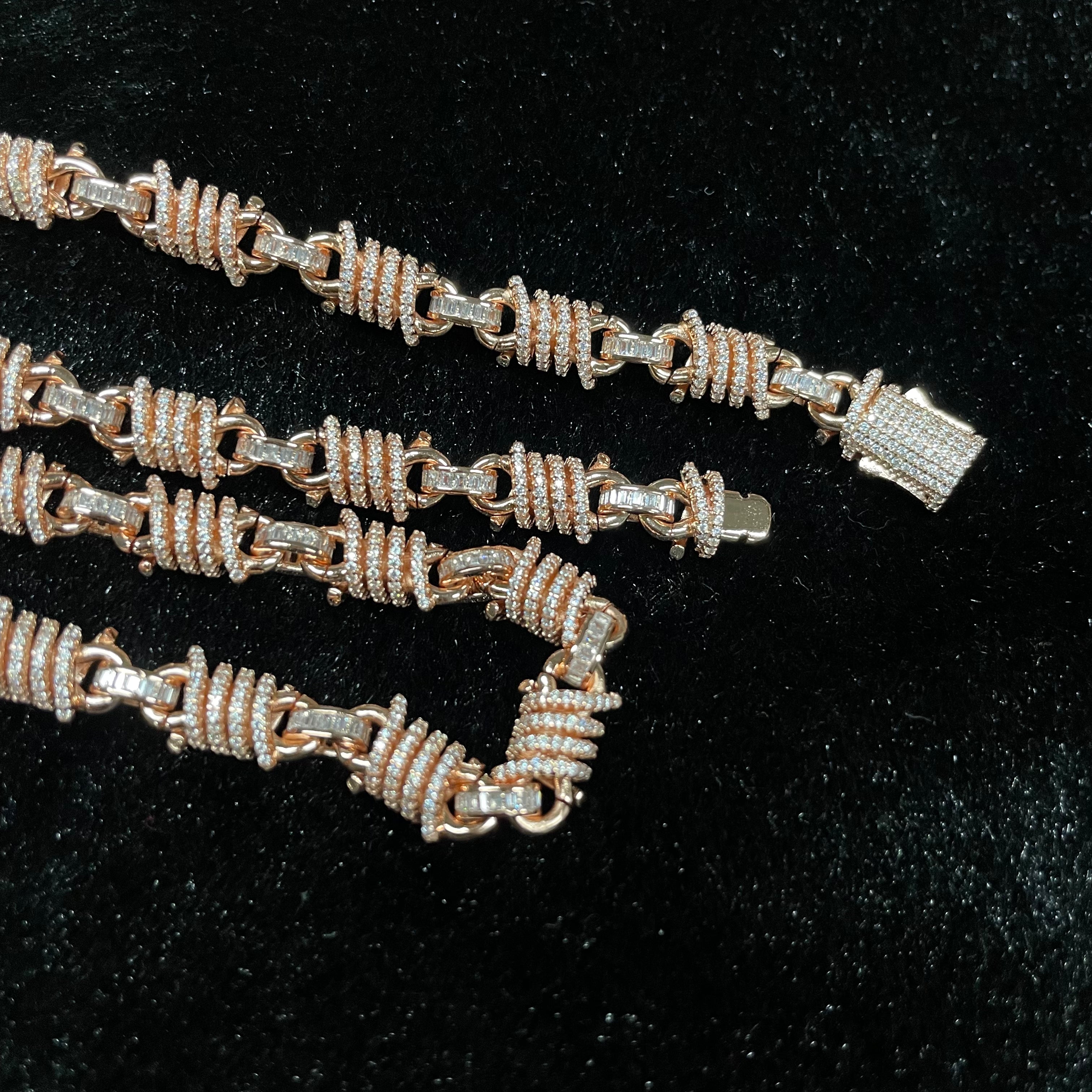 Moissanite Cross Around Oval Design Sense Chain