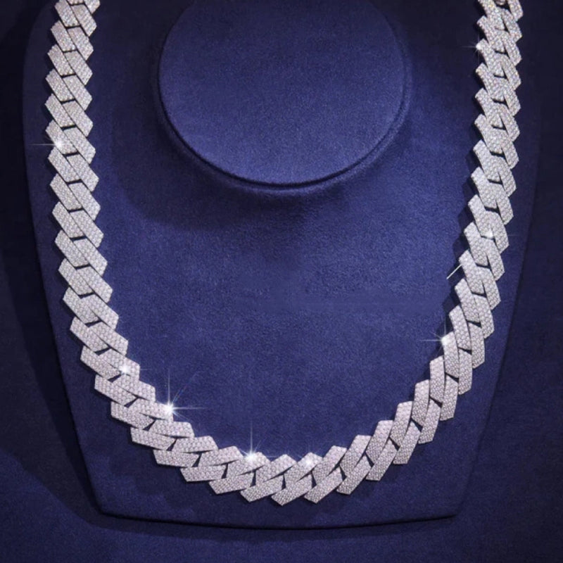 Moissanite Crown Clasp Number 4 Pendant Cuban Chain Set