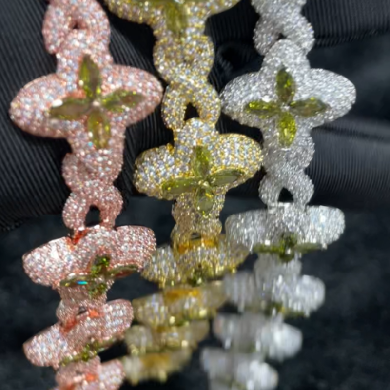 Moissanite Four-leaf Clover Infinite Cross Lucky Chain