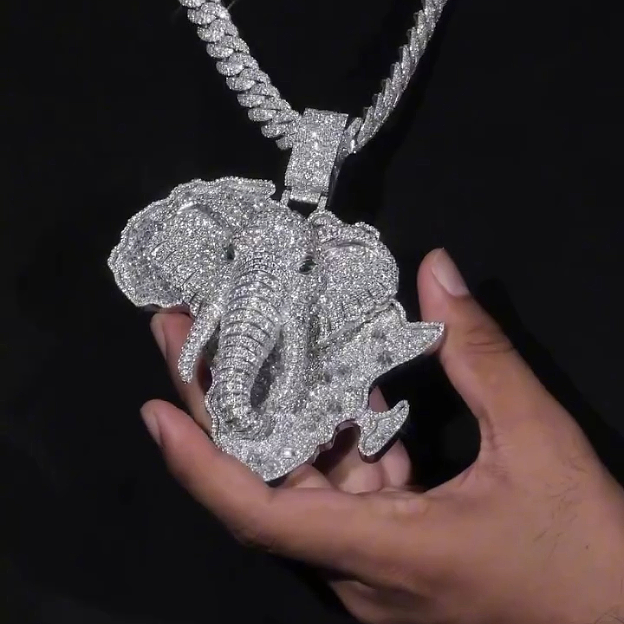 Moissanite Elephant Head Africa Pendant