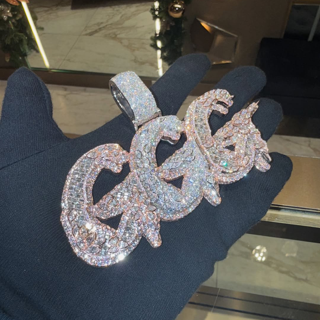 GGG letter pendant front view luxury hip hop jewelry design