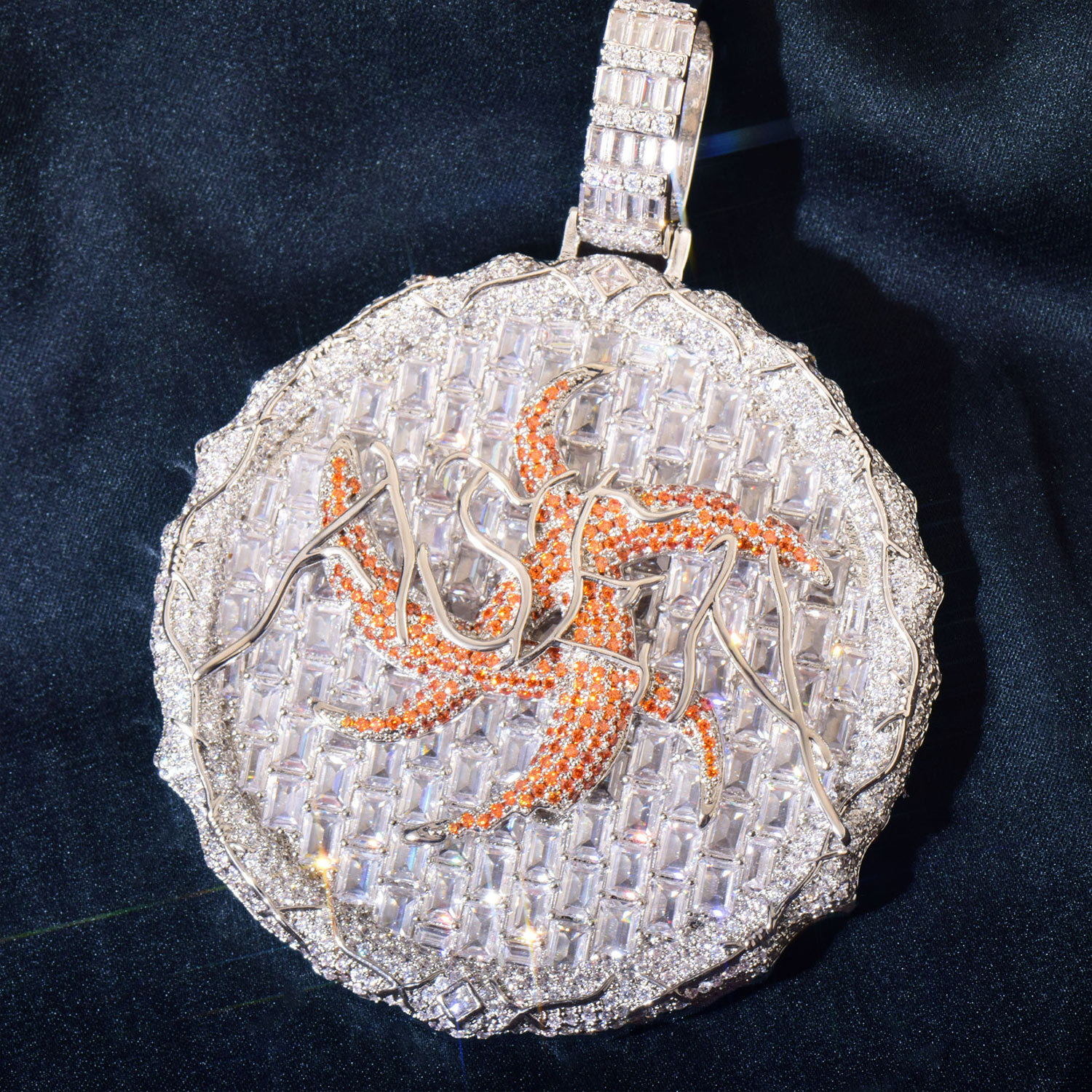 Iced Moissanite Diamond Hip-Hop Thorn Circle Medallion Pendant