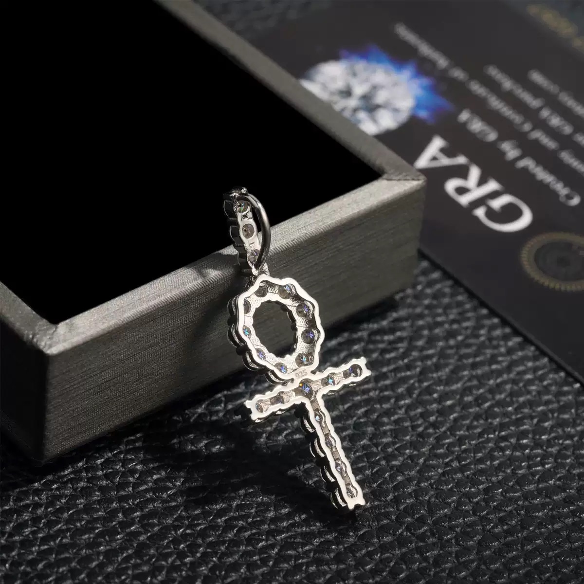 3MM SVVS Moissanite Ankh Pendant