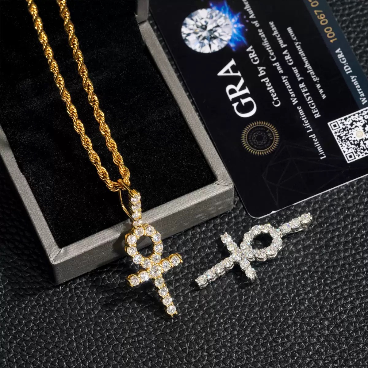 3MM SVVS Moissanite Ankh Pendant