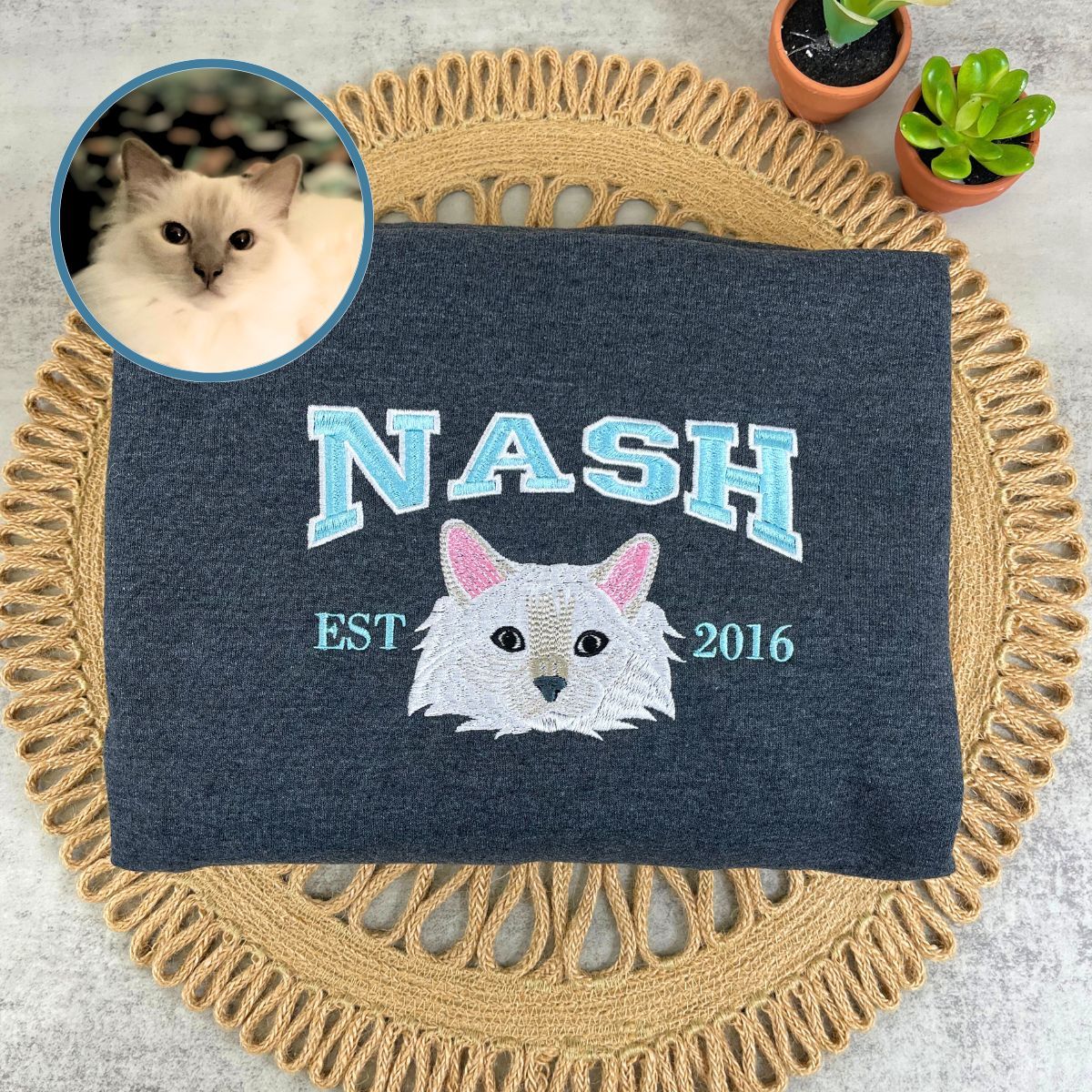 Custom Premium Handcrafted Pet Photo Embroidery with Pet Name T-shirt Sweatshirt Hoodie