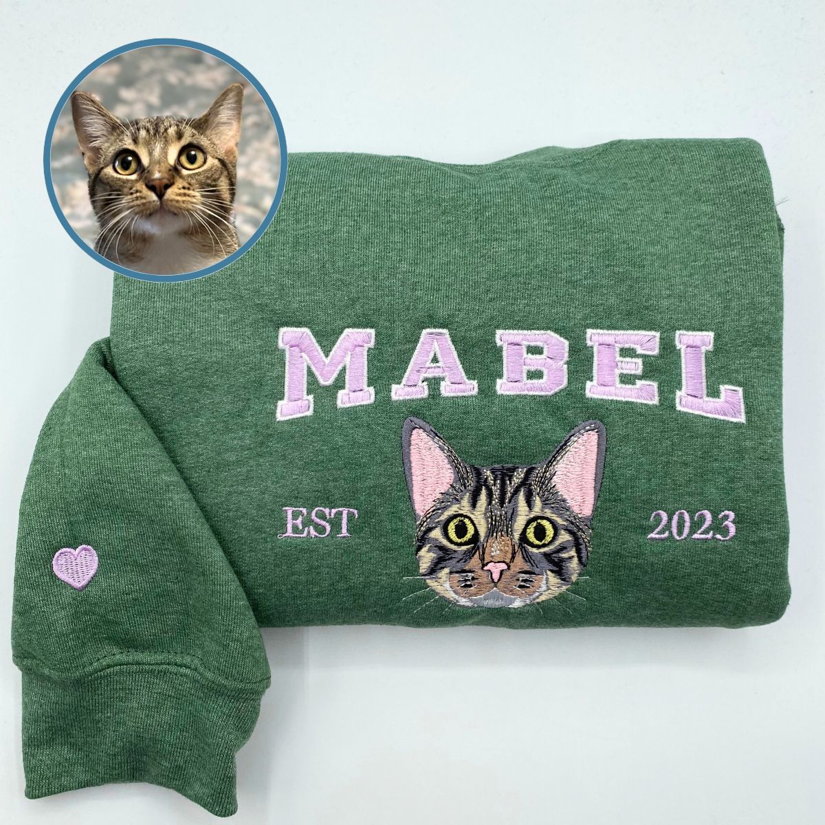 Custom Premium Handcrafted Pet Photo Embroidery with Pet Name T-shirt Sweatshirt Hoodie