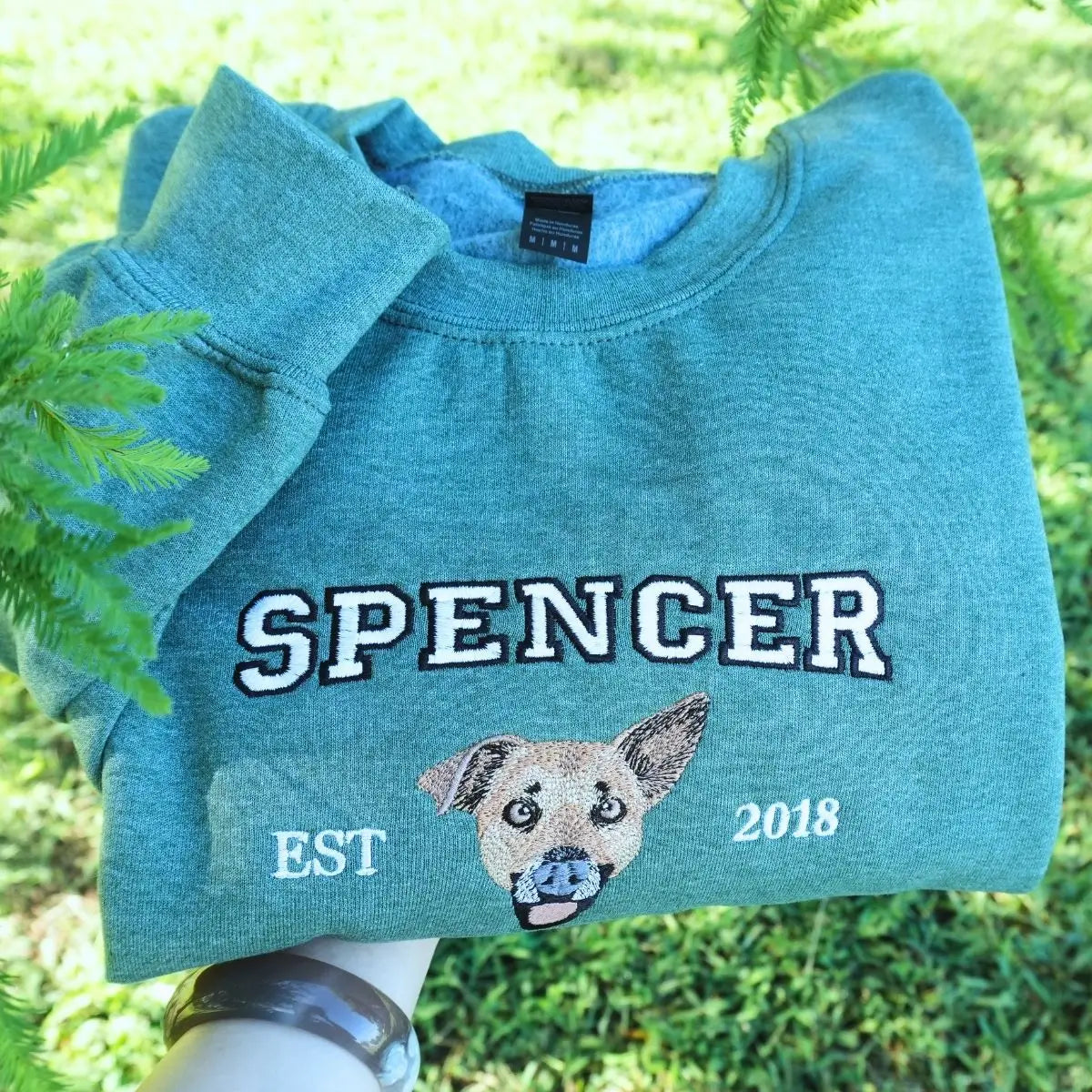 Custom Premium Handcrafted Pet Photo Embroidery with Pet Name T-shirt Sweatshirt Hoodie