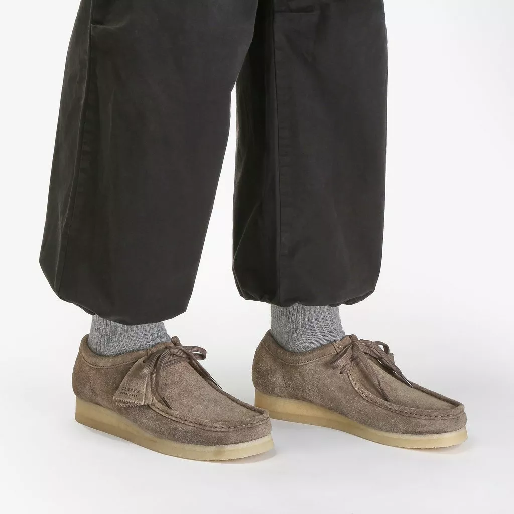 WALLABEE PALE LIME SUEDE