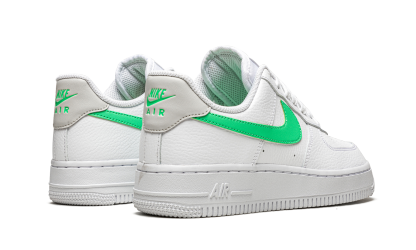 Nittgke Air Force 1 Low Green Glow (Women's)