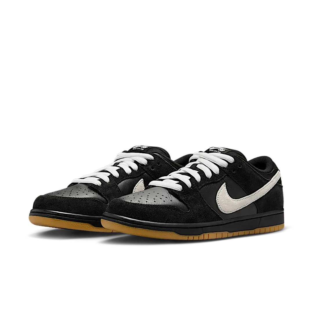 Nithtke Dunk Low Pro SB Black White Gum