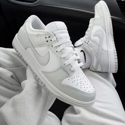 Nithtke Dunk Low Photon Dust