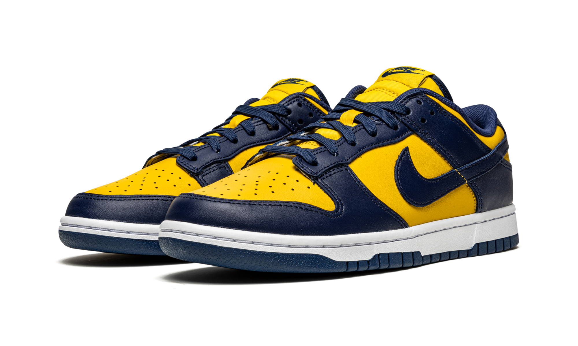 Nittgke Dunk Low Michigan (2021)