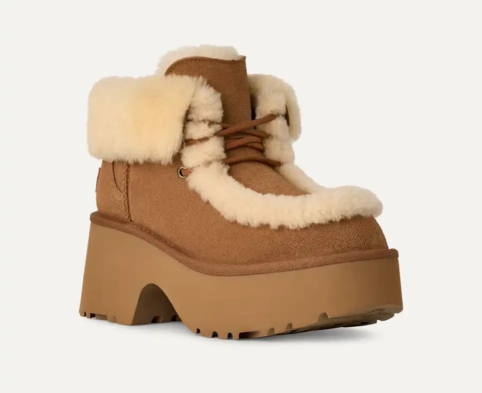 Women's Classic Esmee Lace Up Boot