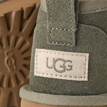 Kids Classic Ultra Mini Platform Boot
